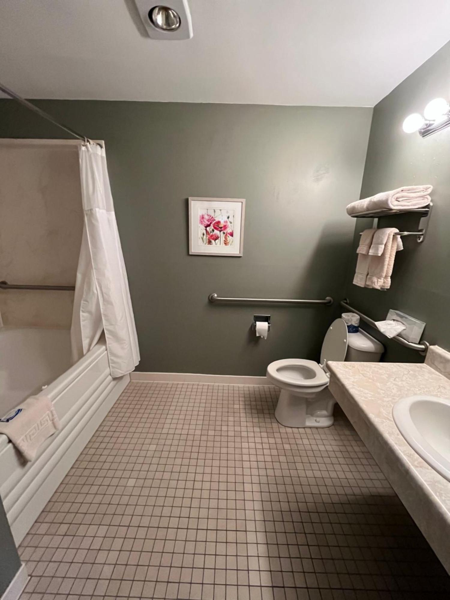 Webb'S Hotel Mayville エクステリア 写真